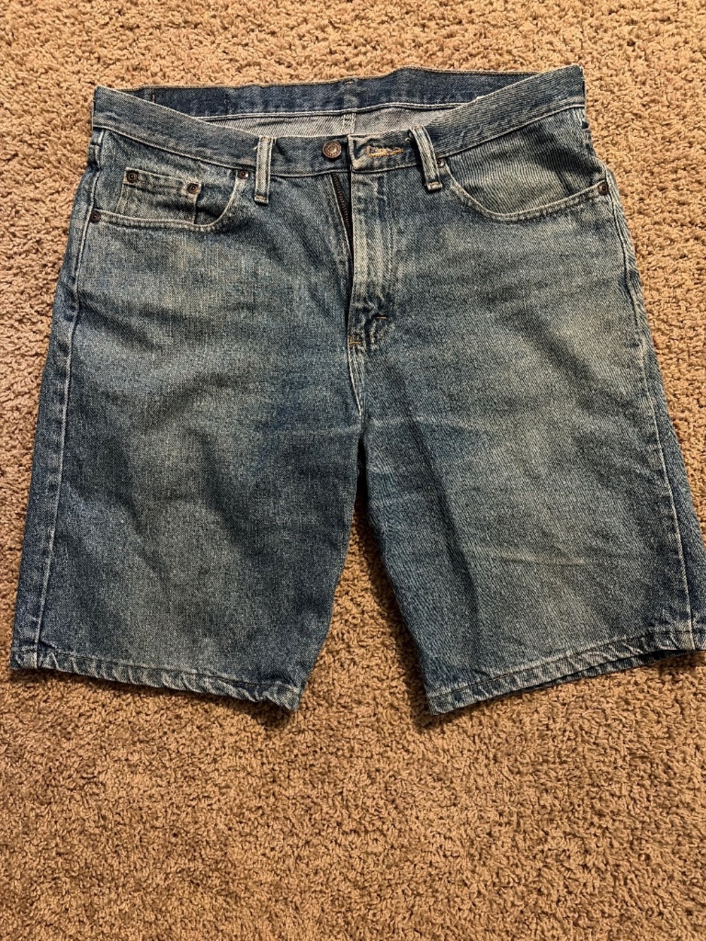 Wrangler loose fit/baggy jean shorts